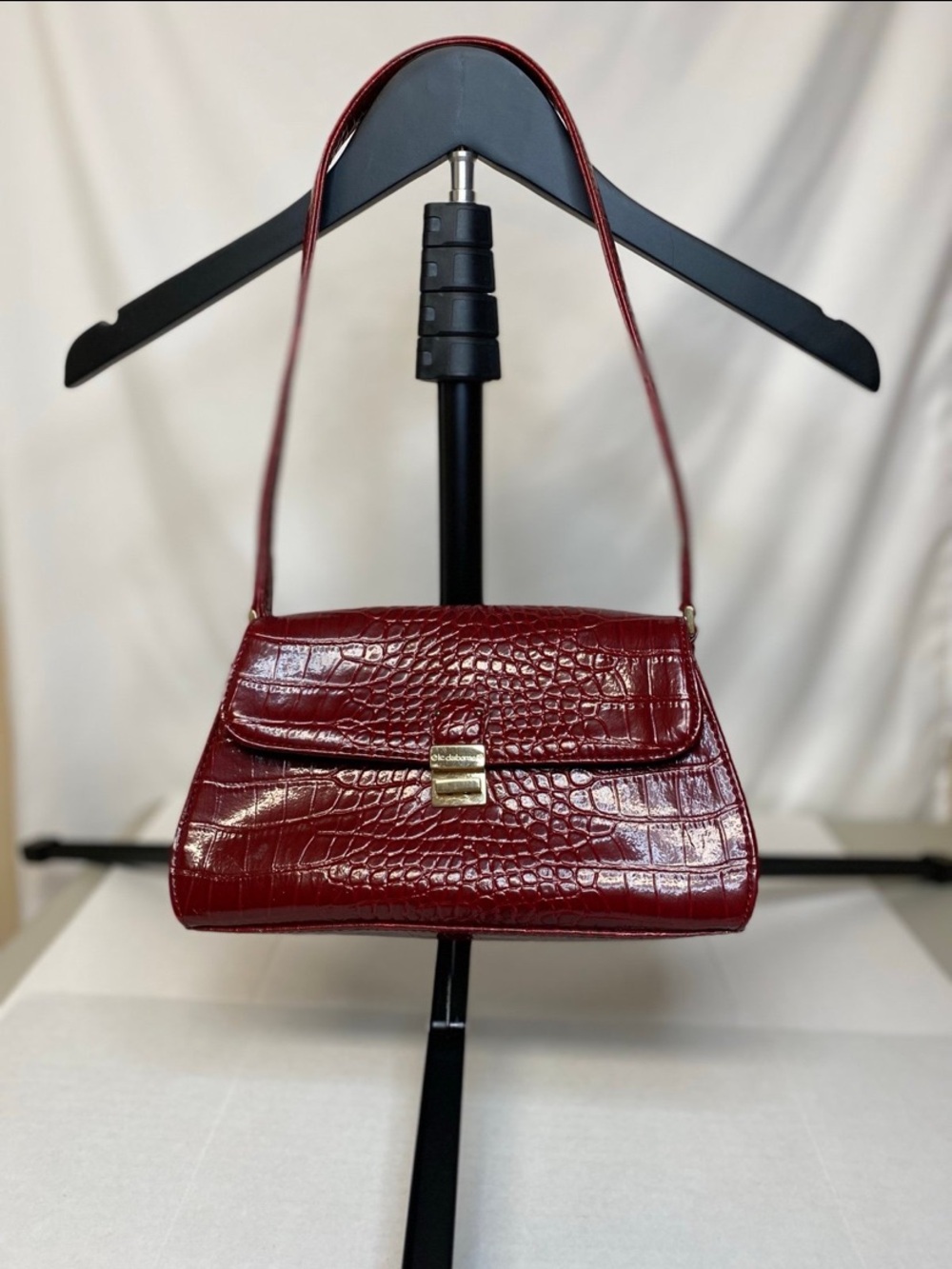 Vintage Liz Claiborne Red Croc Embossed Shoulder Bag & Matching Wallet Set